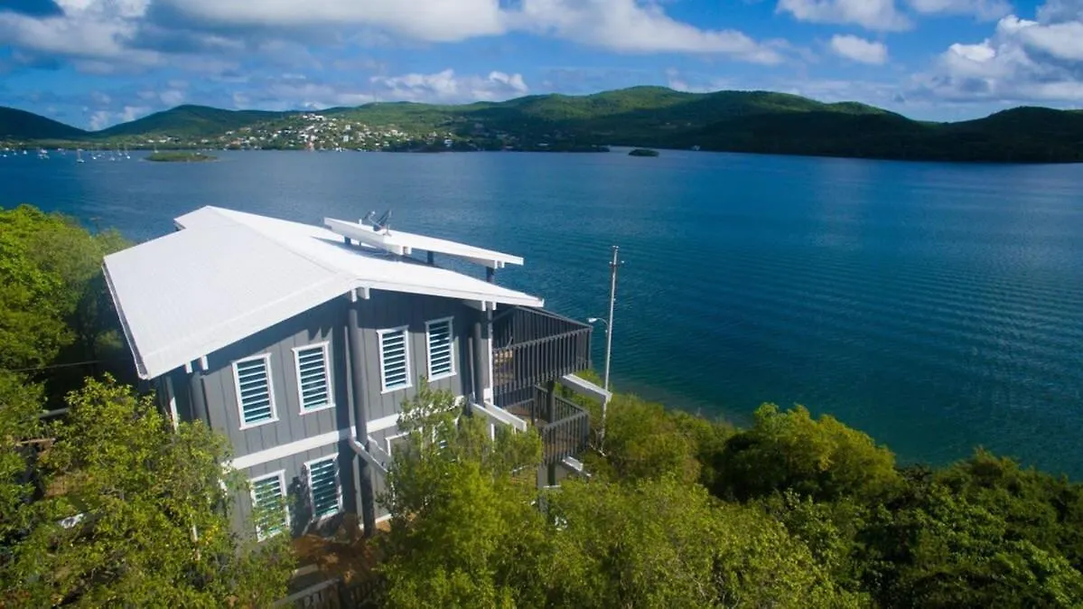 Semesterbostad Ocean Front Villa 3 Isla Culebra